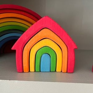 Grimm’s house stacker